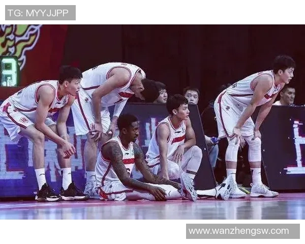 上海足球队区域防守革新之路探索与实践分析