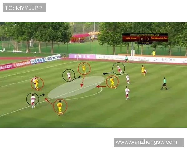 和平精英战术分析：JDG中路突破策略与战斗思路全面解读