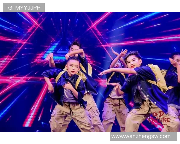 南京街舞队的意识变革与热议街舞文化的崛起与发展